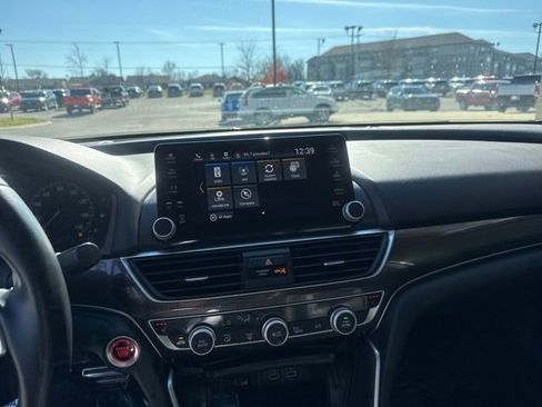 Used 2022 Honda Accord Sport Special Edition image 14