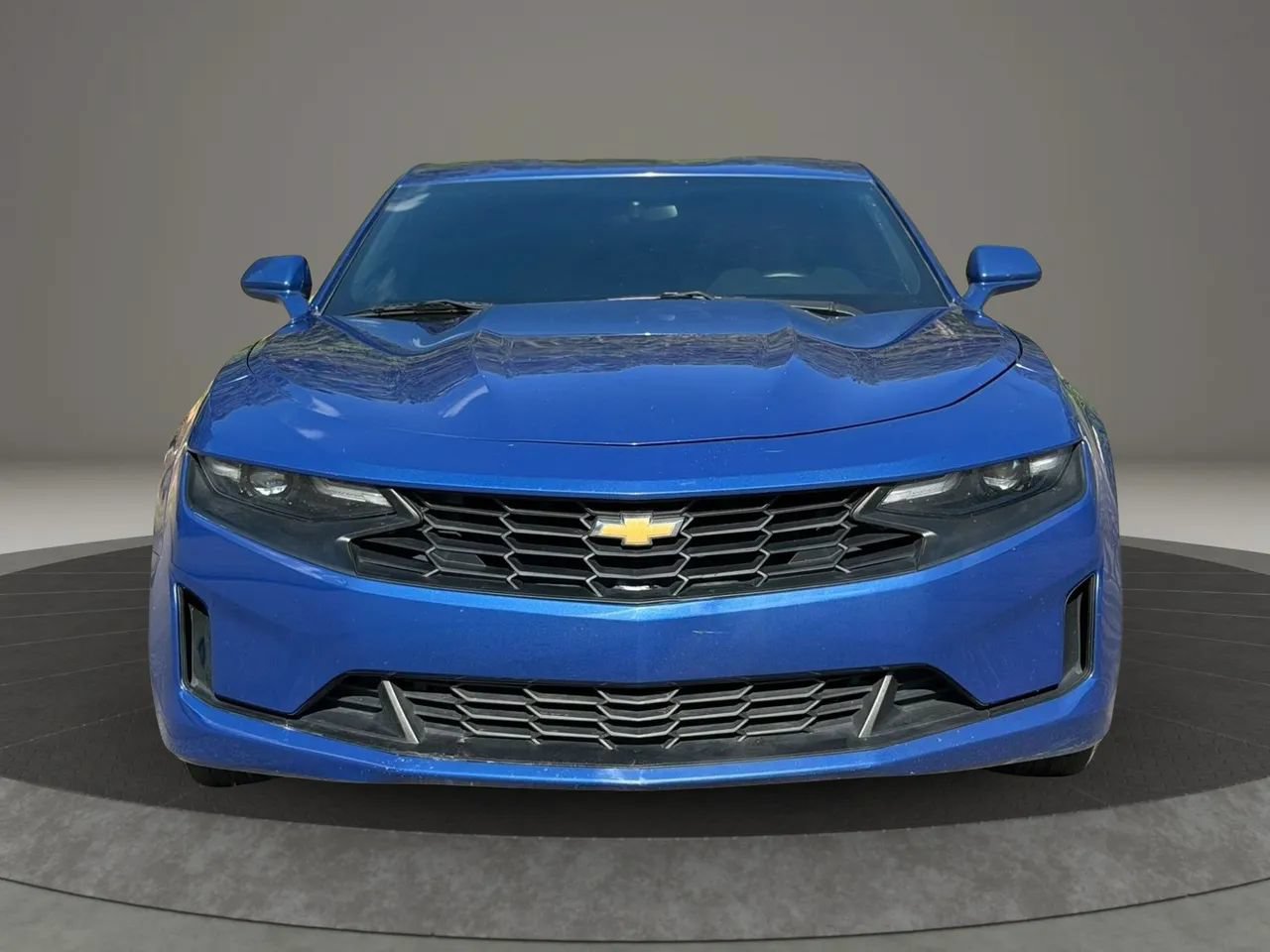 Used 2021 Chevrolet Camaro LT w/ Technology Package RWD image 2