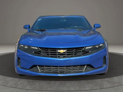 Used 2021 Chevrolet Camaro LT w/ Technology Package RWD image 2