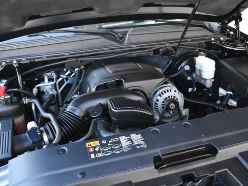 Used 2012 Chevrolet Tahoe LTZ image 65