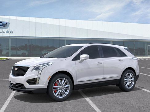 New 2026 Cadillac XT5 Sportv w/ LPO, Floor Liner Package AWD/4WD image 2