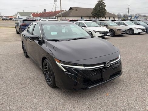 New 2026 Nissan Sentra SR w/ SR Premium Package image 8