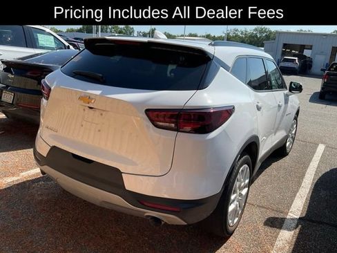 Used 2024 Chevrolet Blazer LT FWD image 6