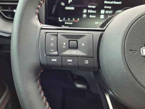 New 2026 Nissan Kicks SR w/ Cold Weather Package FWD image 20