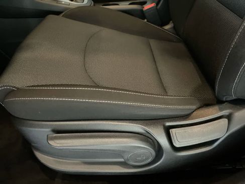 Used 2023 Kia Forte LXS image 12