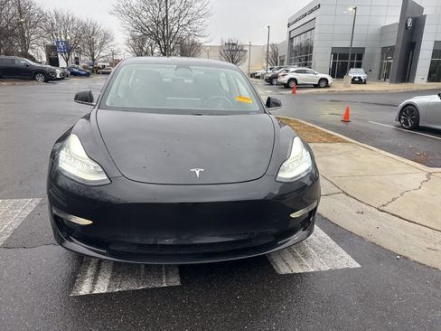 Used 2018 Tesla Model 3 Long Range image 2