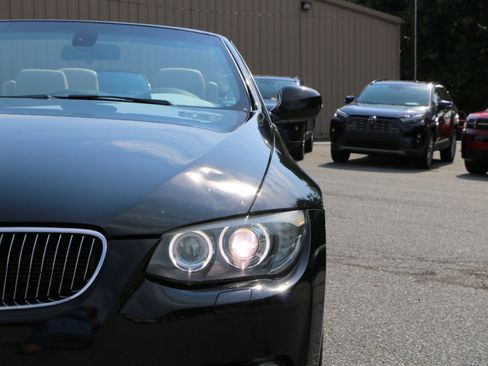 Used 2013 BMW 335i Convertible RWD image 13