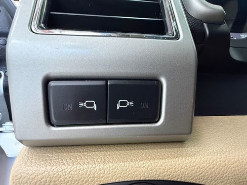 Used 2017 Ford F150 Lariat RWD image 36