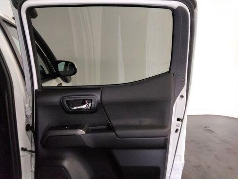 Used 2019 Toyota Tacoma TRD Pro image 39