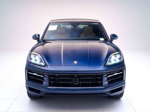 New 2026 Porsche Cayenne Coupe image 6