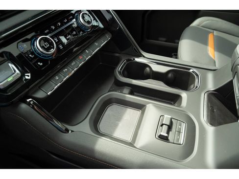 New 2026 GMC Sierra 2500 AT4 w/ AT4 Premium Plus Package AWD/4WD image 26
