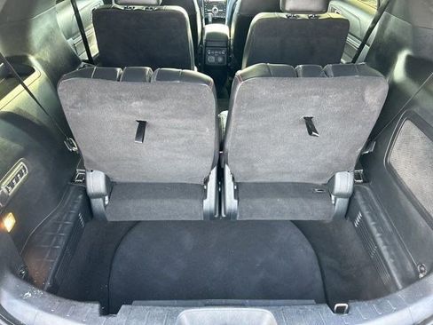 Used 2019 Ford Explorer Sport image 44