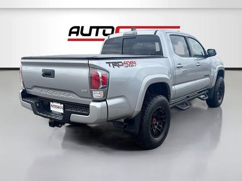 Used 2023 Toyota Tacoma TRD Sport w/ Black Out Package (TMS) image 7