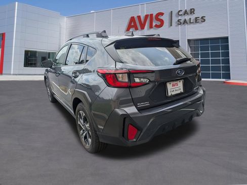 Used 2025 Subaru Crosstrek 2.5i Premium AWD/4WD image 9