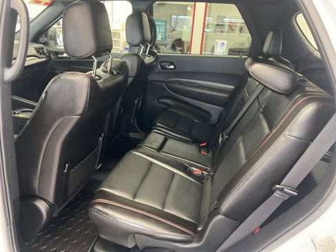 Used 2023 Dodge Durango GT image 9