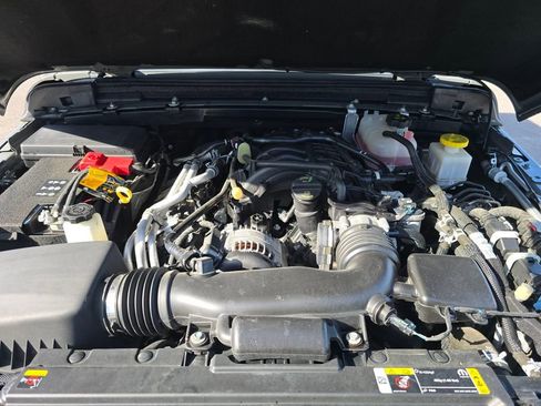 Used 2022 Jeep Gladiator Overland image 22