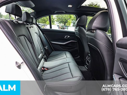 Used 2025 BMW 330i Sedan image 23