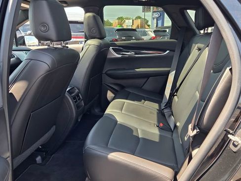 Used 2023 Cadillac XT5 Premium Luxury image 12