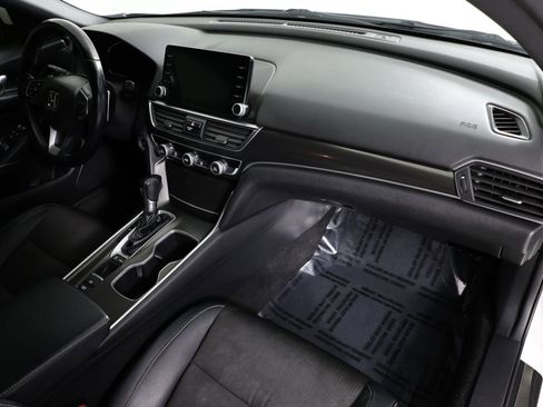 Used 2018 Honda Accord Sport image 29