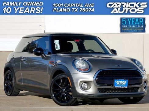 Used 2018 MINI Cooper 2-Door Hardtop image 1