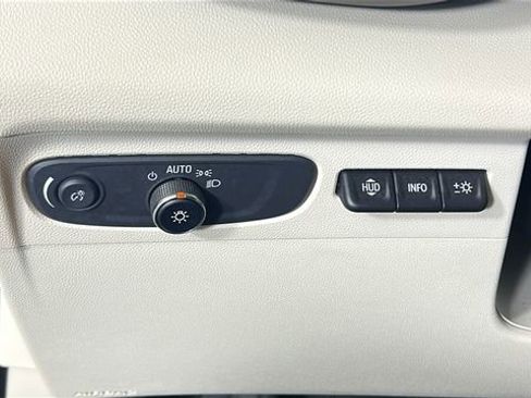 Used 2023 Buick Envision Avenir AWD/4WD image 20