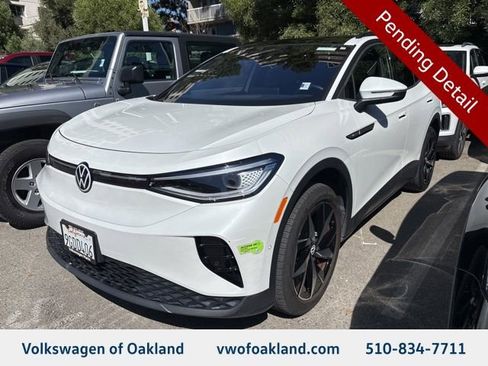 Used 2023 Volkswagen ID.4 Pro S AWD/4WD image 1