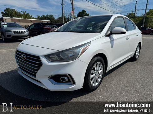Used 2019 Hyundai Accent SEL FWD image 1