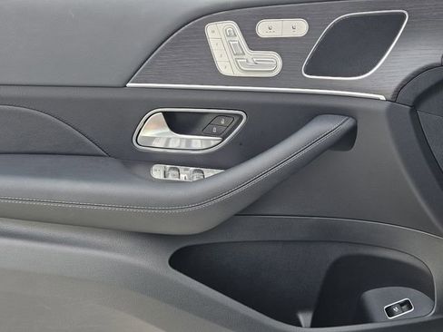 Certified 2025 Mercedes-Benz GLE 450 4MATIC image 22
