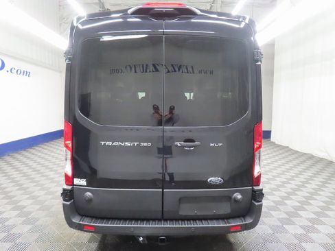 Used 2024 Ford Transit 350 XLT image 34
