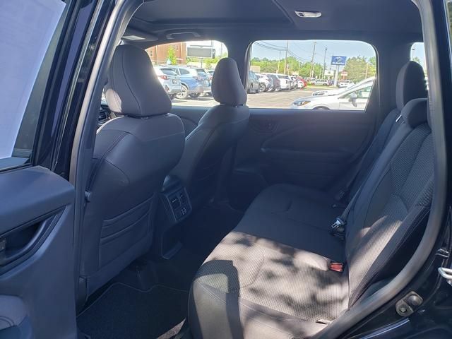 Certified 2025 Subaru Forester Premium w/ Convenience Package #1 AWD/4WD image 12