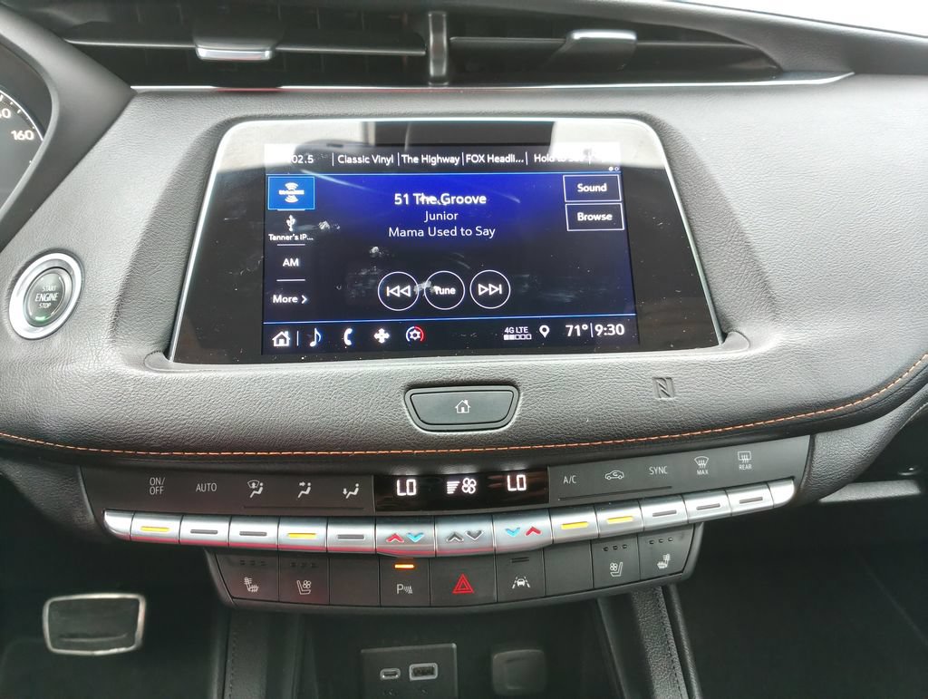 Used 2019 Cadillac XT4 Sport AWD/4WD image 3