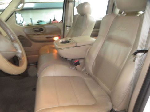 Used 2001 Ford F150 4x4 SuperCrew image 23