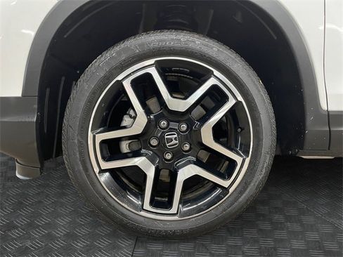 Used 2022 Honda Passport Elite image 14