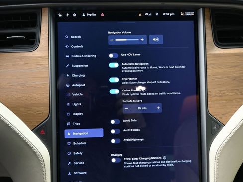 Used 2021 Tesla Model X Long Range image 31