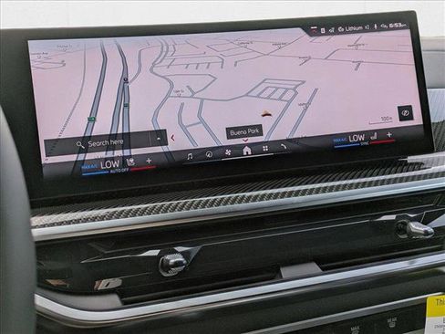 New 2025 BMW X7 M60i image 14