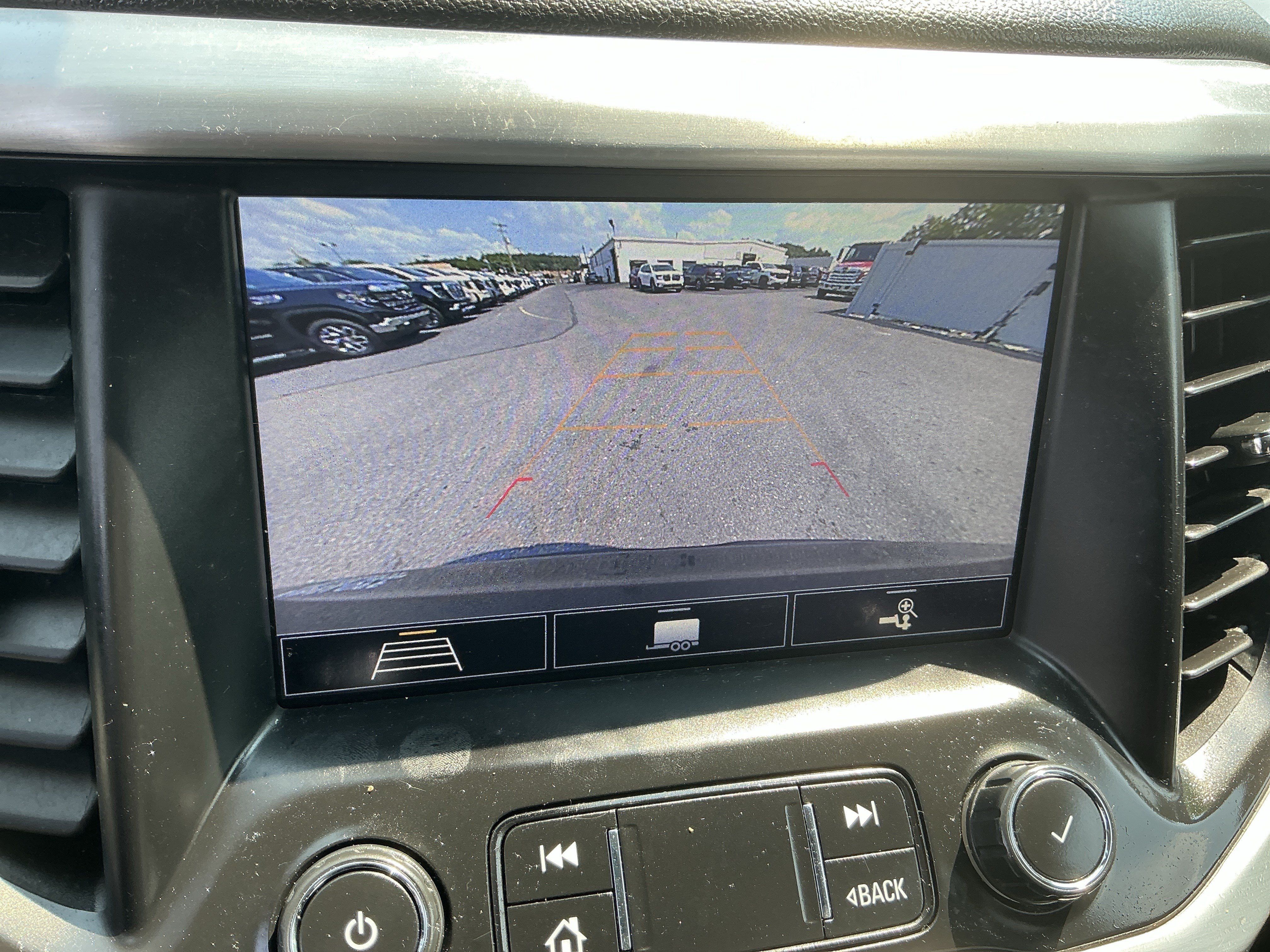 Used 2020 GMC Acadia SLT w/ Trailering Package AWD/4WD image 24
