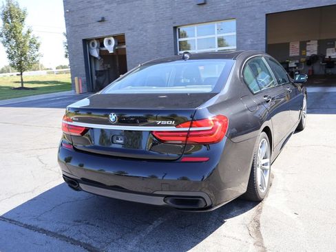 Used 2019 BMW 750i xDrive w/ Executive Package AWD/4WD image 10