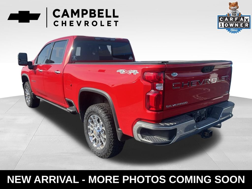 Used 2024 Chevrolet Silverado 2500 LTZ w/ LTZ Premium Package AWD/4WD image 3
