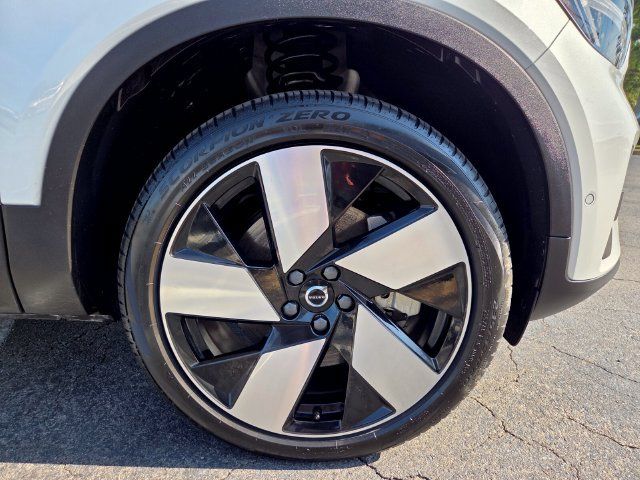 Certified 2023 Volvo C40 P8 Recharge Ultimate AWD/4WD image 26