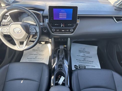 Certified 2023 Toyota Corolla Cross XLE w/ Convenience Package FWD image 20