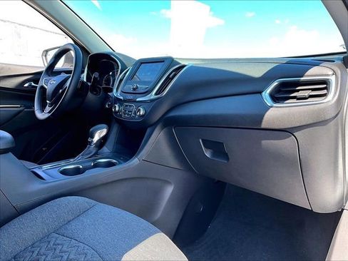 Used 2023 Chevrolet Equinox LT FWD image 14