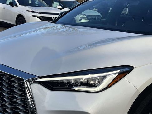 Used 2025 INFINITI QX55 Essential image 9