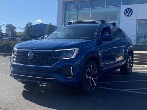 New 2026 Volkswagen Atlas Cross Sport SEL Premium R-Line AWD/4WD image 3