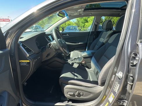 Used 2018 Hyundai Tucson Value AWD/4WD image 13
