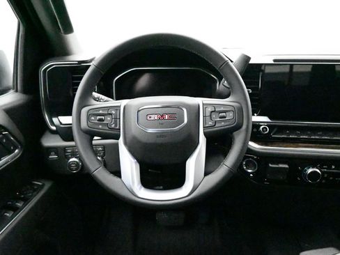 New 2026 GMC Sierra 1500 SLE image 10