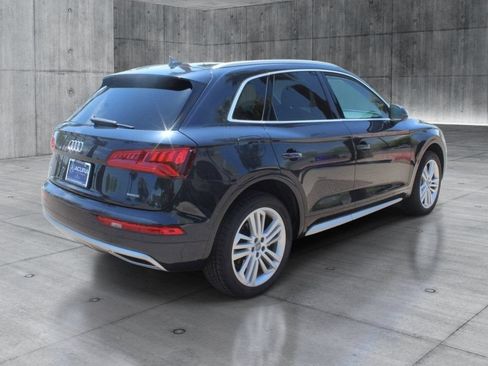 Used 2019 Audi Q5 2.0T Premium Plus w/ Premium Plus Package AWD/4WD image 5