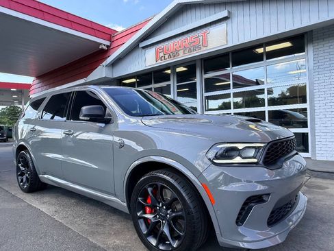 Used 2021 Dodge Durango SRT Hellcat w/ Technology Group AWD/4WD image 14