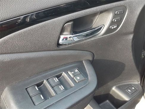 Used 2021 Honda Pilot Touring image 13