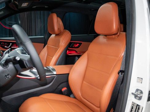 New 2026 Mercedes-Benz GLC 300 image 11