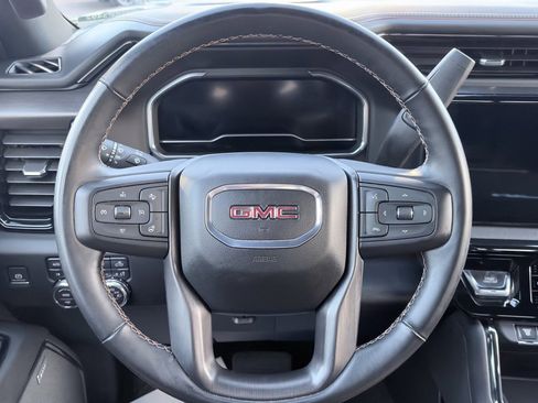 Used 2024 GMC Sierra 2500 AT4 w/ AT4 Premium Plus Package image 17